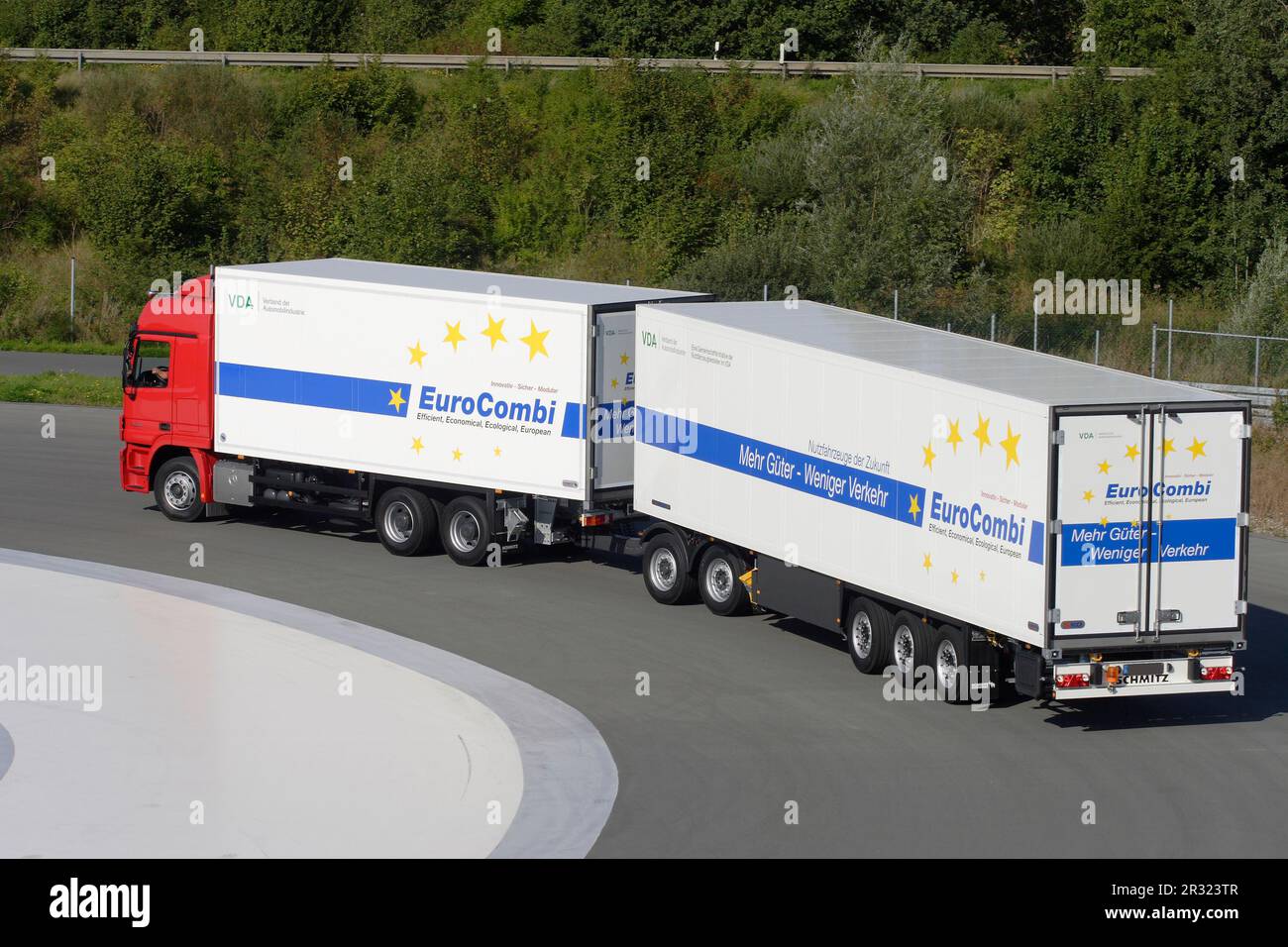 60 ton truck Stock Photo - Alamy