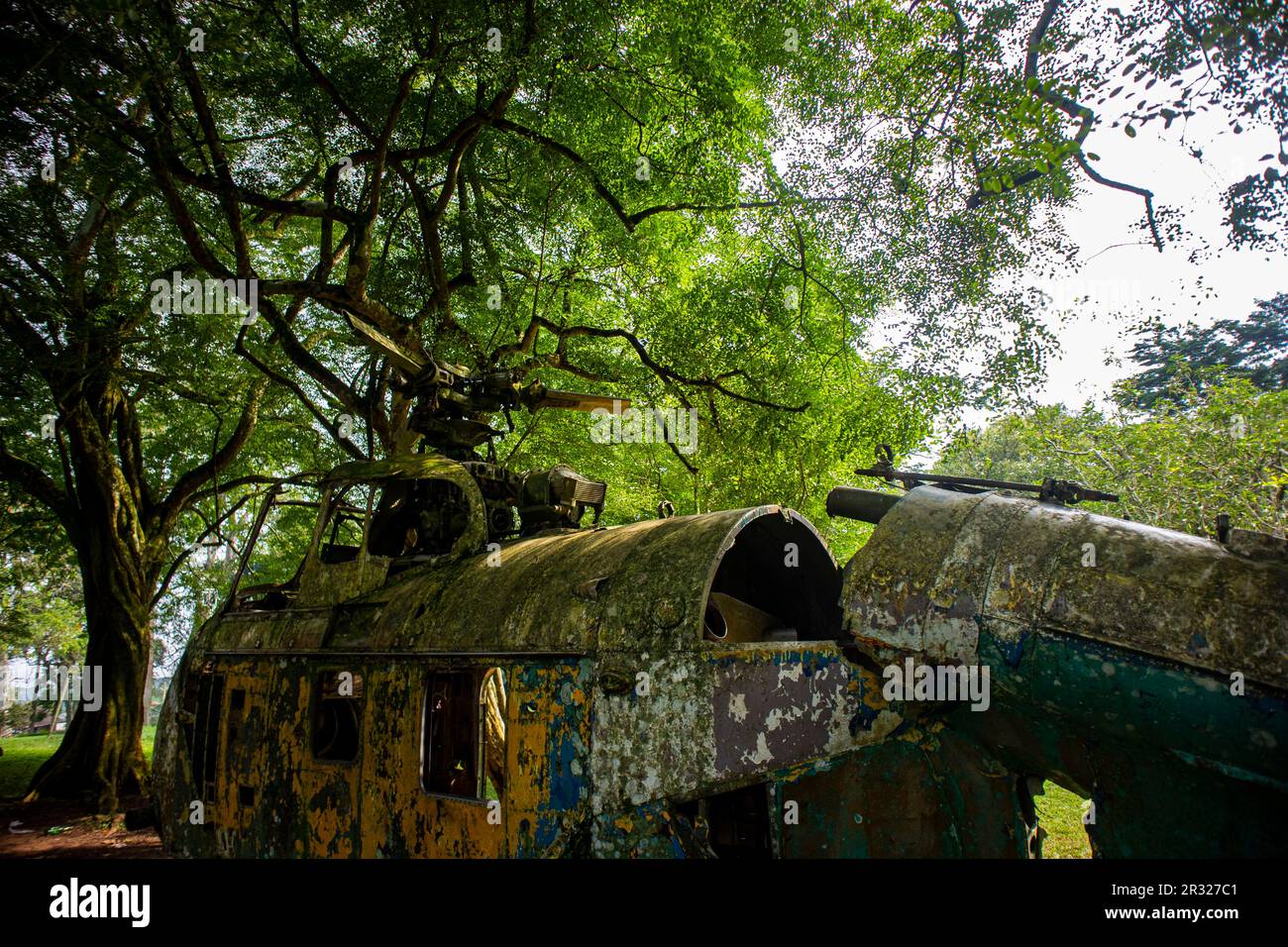 Old helicopter hi-res stock photography and images - Alamy