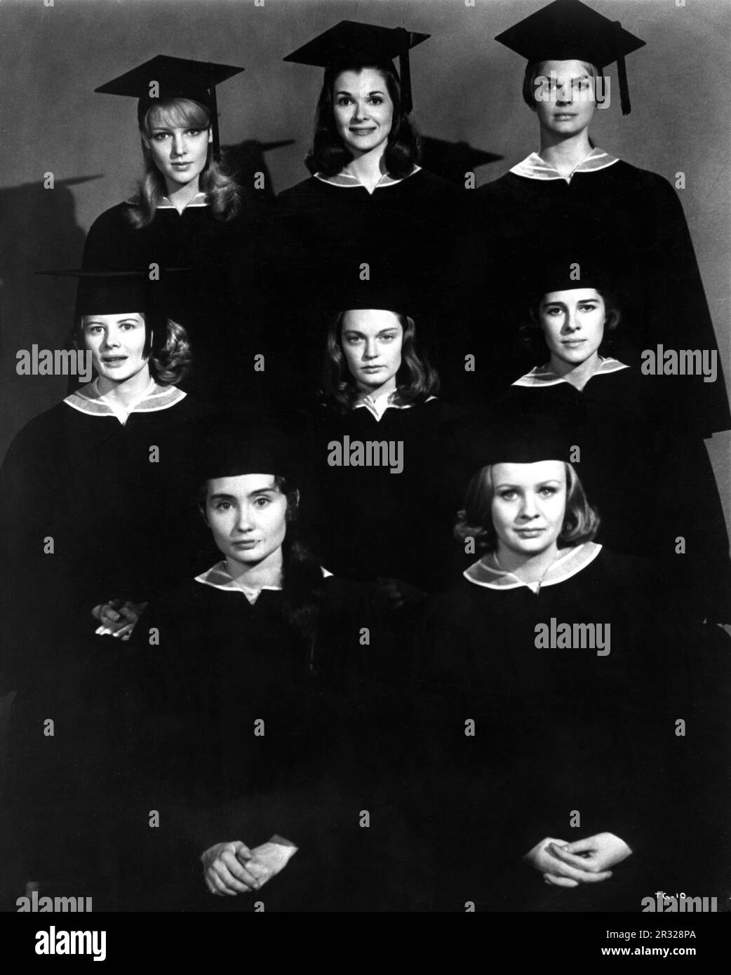 Top left to right JOANNA PETTET JESSICA WALTERS and CANDICE BERGEN middle SHIRLEY KNIGH ELIZABETH HARTMAN and JOAN HACKETT bottom KATHLEEN WIDDOES and MARY ROBIN REDD in THE GROUP 1966 director SIDNEY LUMET novel Mary McCarthy screenplay / producer Sidney Buchman Famous Artists Productions / United Artists Stock Photo