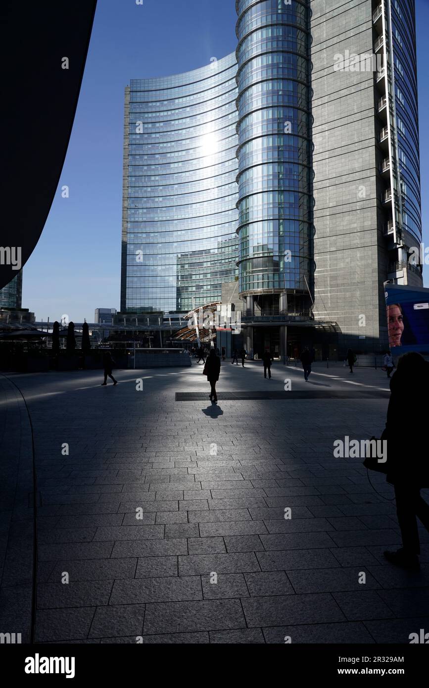 Modern architecture in the Porta Nuova district, Milan, Lombardy, Italy, Europe Stock Photo