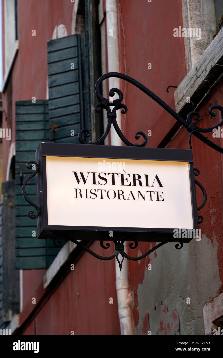 Wistria Restaurant sign, one Michelin Star, Sestiere San Polo district,  Venice, Veneto, Italy, Europe Stock Photo - Alamy