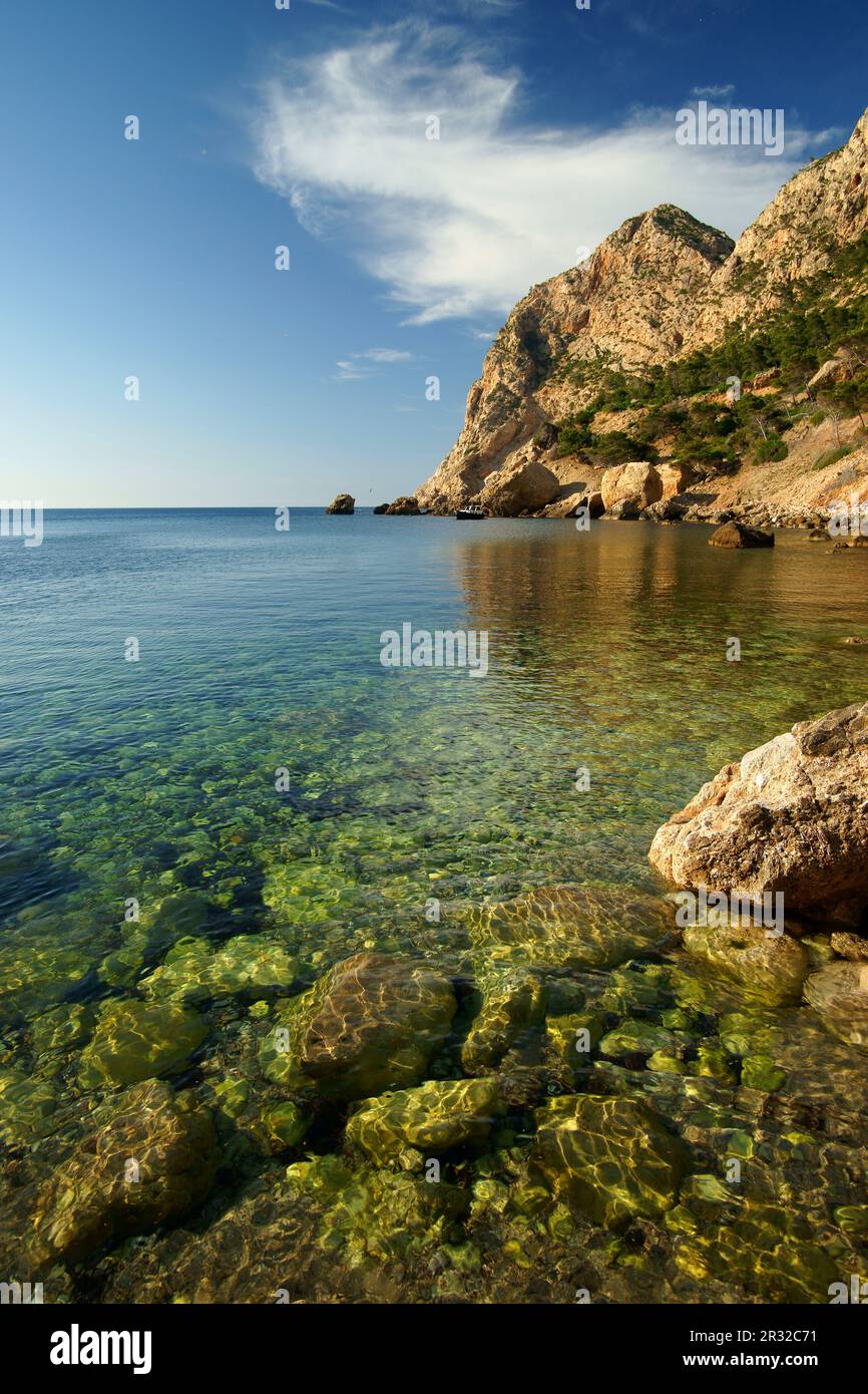 Cala en Basset. Morro de Sa Ratjada.Andratx. Ponent.Mallorca.Illes Balears.España. Stock Photo
