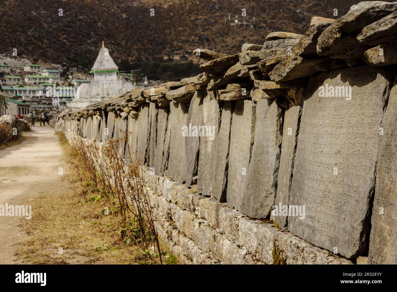 Muro de piedra mani hi-res stock photography and images - Alamy