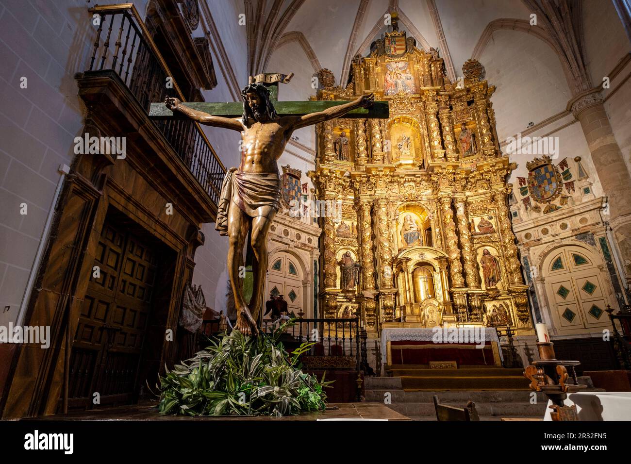 Santísimo Cristo de Medinaceli , madera policromada, siglo XVI, Colegiata de Nuestra Señora de la Asunción, gótico tardío, Medinaceli, Soria, comunidad autónoma de Castilla y León, Spain, Europe. Stock Photo