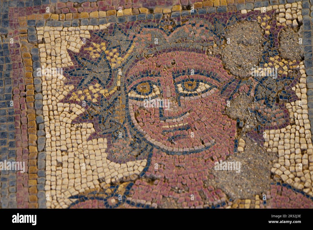 Mosaico de color hi-res stock photography and images - Alamy