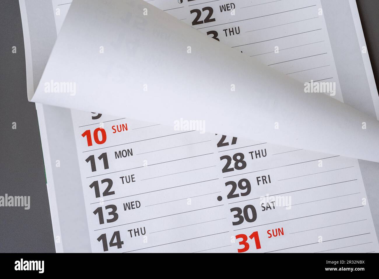 Paper calendar hi-res stock photography and images - Alamy