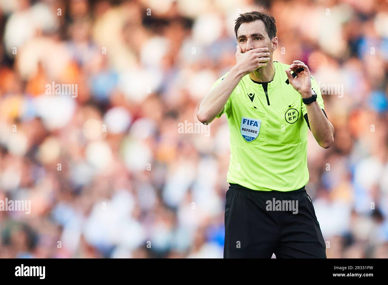 Ricardo De Burgos Bengoetxea referee during La Liga match between 
