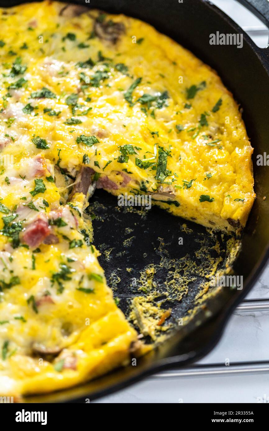 Spinach and ham frittata Stock Photo Alamy