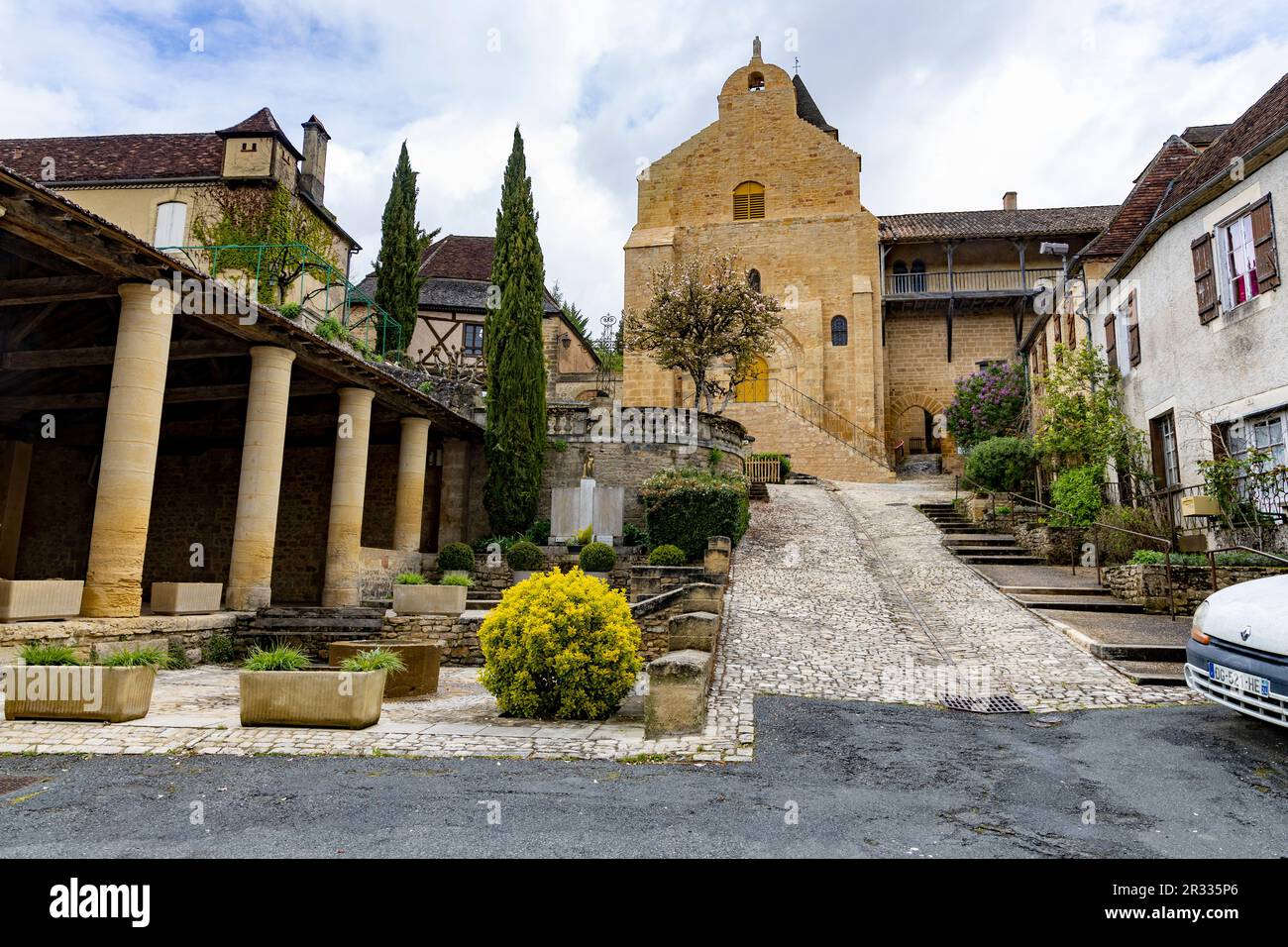 Eglise Saint Martin De Pazac Hi res Stock Photography And Images Alamy eglise-saint-martin-de-pazac-hi-res-stock-photography-and-images-alamy