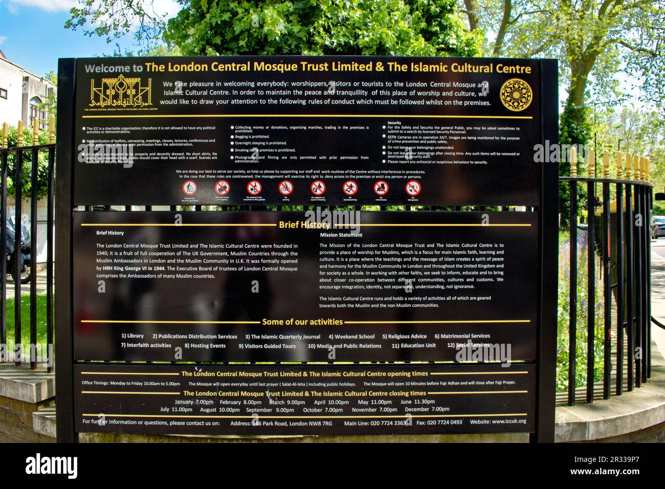 London Regents Park or Central Mosque St Johns Wood the information board Stock Photo