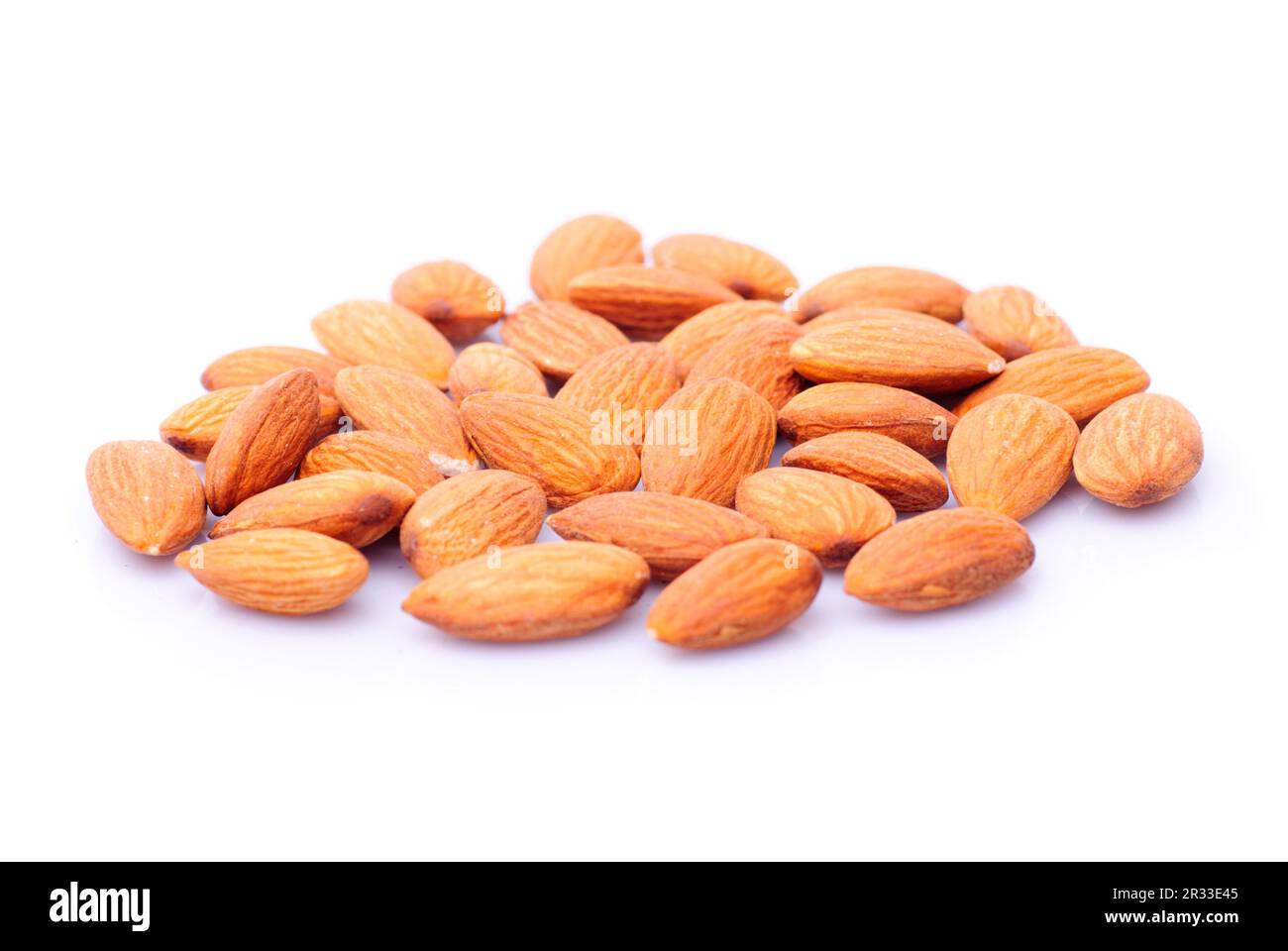 Almonds close up shallow hi-res stock photography and images - Alamy