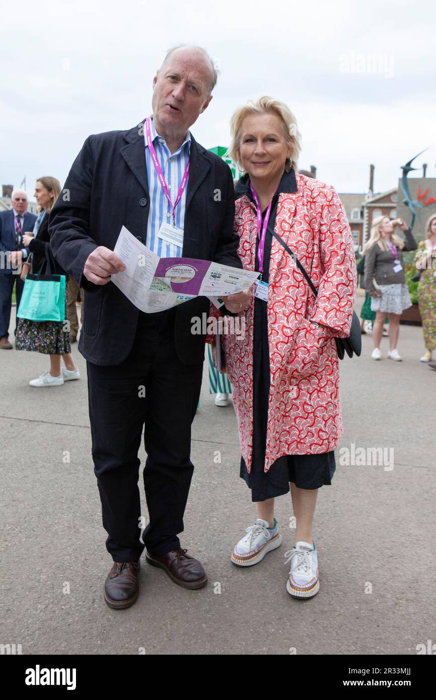 London, UK. 22nd May, 2023. Comedy couple Ade Edmondson and Jennifer Saunders try to navigate round the Chelsea Flower Show. Credit: Anna Watson/Alamy Live News Stock Photo
