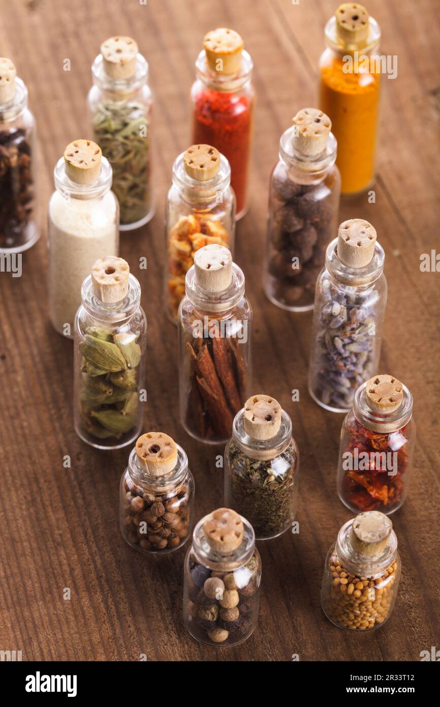 Spices bottles hi res stock photography and images Alamy
