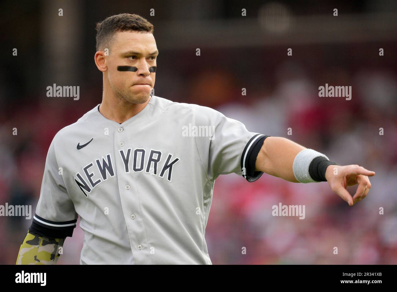 New York Yankees center fielder Aaron Judge plays in a baseball game