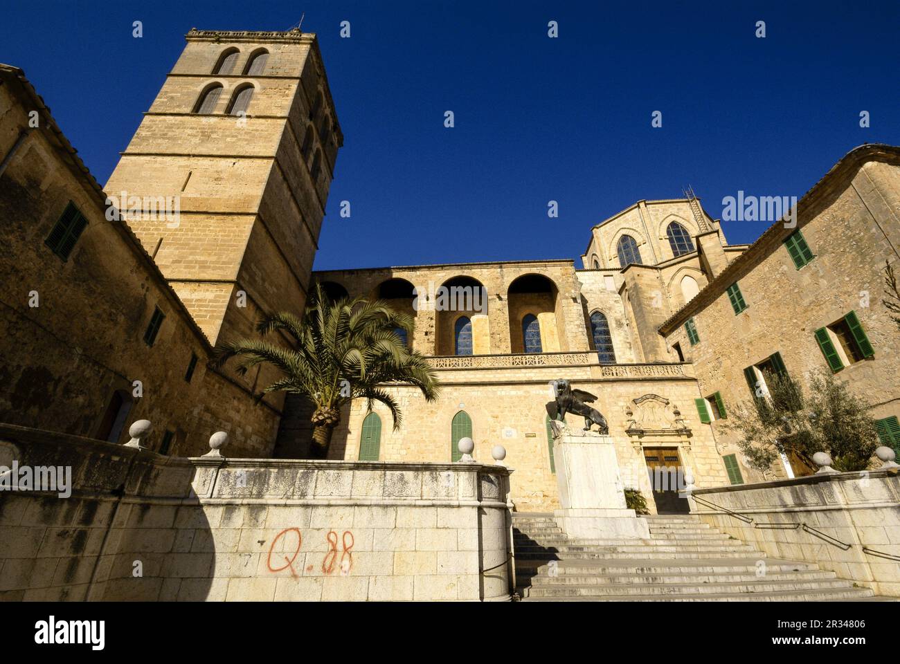 Iglesia parroquial santa maria hi-res stock photography and images - Alamy