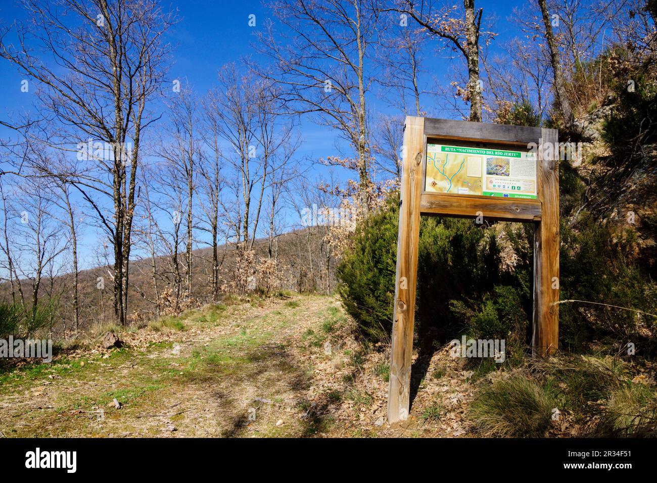 ruta del nacimiento del rio Jerte, reserva natural Garganta de los Infiernos, sierra de Gredos, valle del Jerte, Cáceres, Extremadura, Spain, europa. Stock Photo