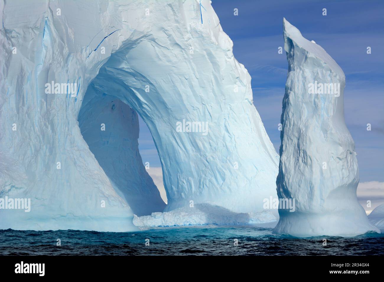 Enigmatic icebergs hi-res stock photography and images - Alamy