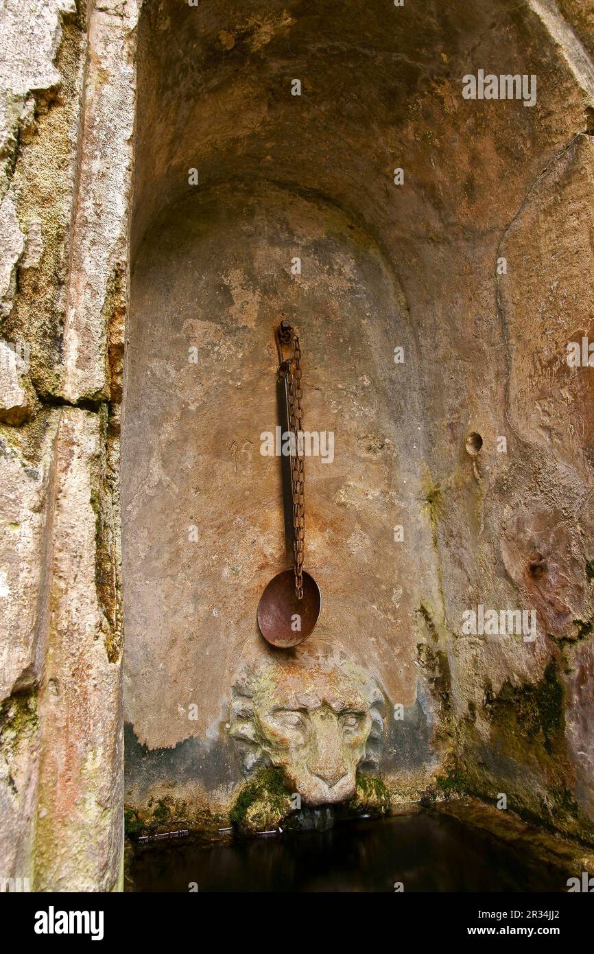 Fuente de playa hi-res stock photography and images - Alamy