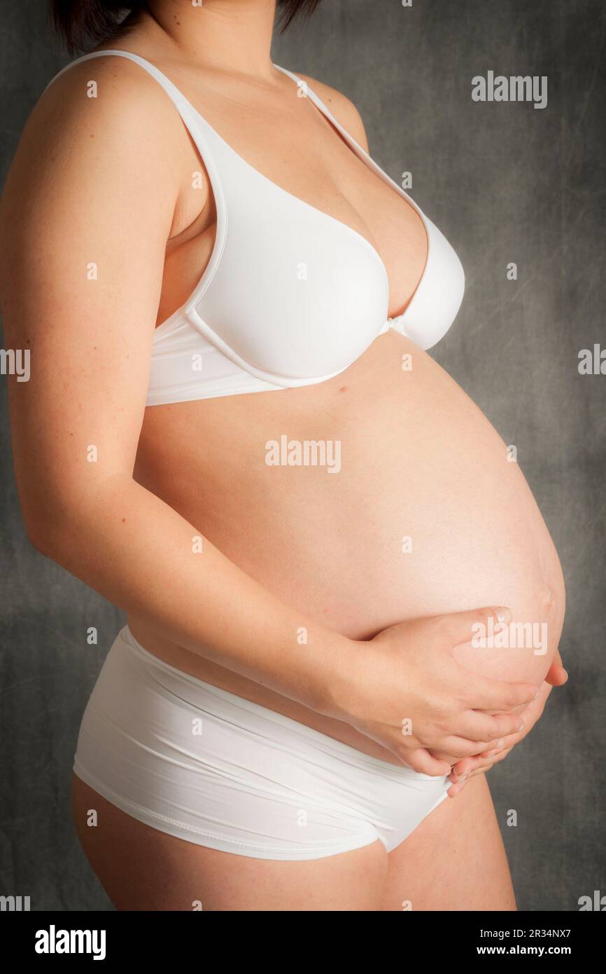 mujer embarazada con ropa interior Mallorca Stock Photo Alamy