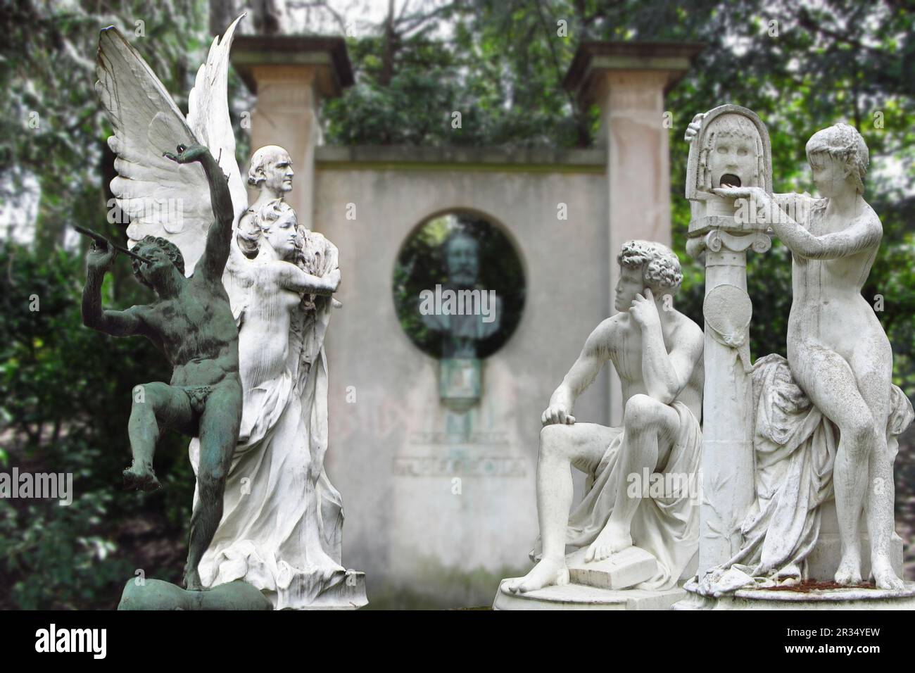 The Luxembourg Gardens (in jardin du Luxembourg) are the magnificent, art-filled French gardens of the Luxembourg Palace, in Paris Stock Photo