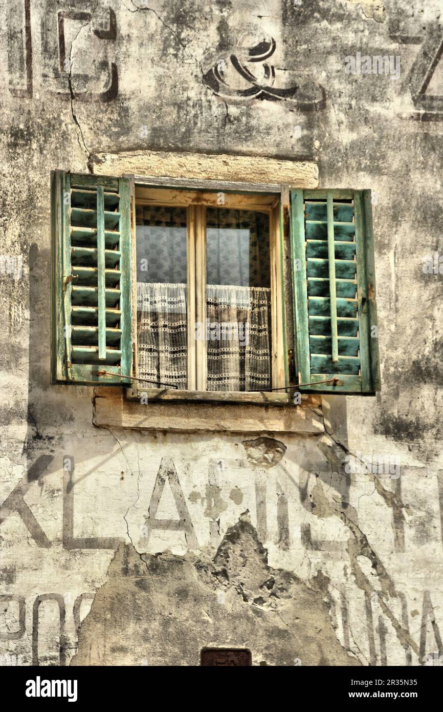 Windows abstract hi-res stock photography and images - Alamy