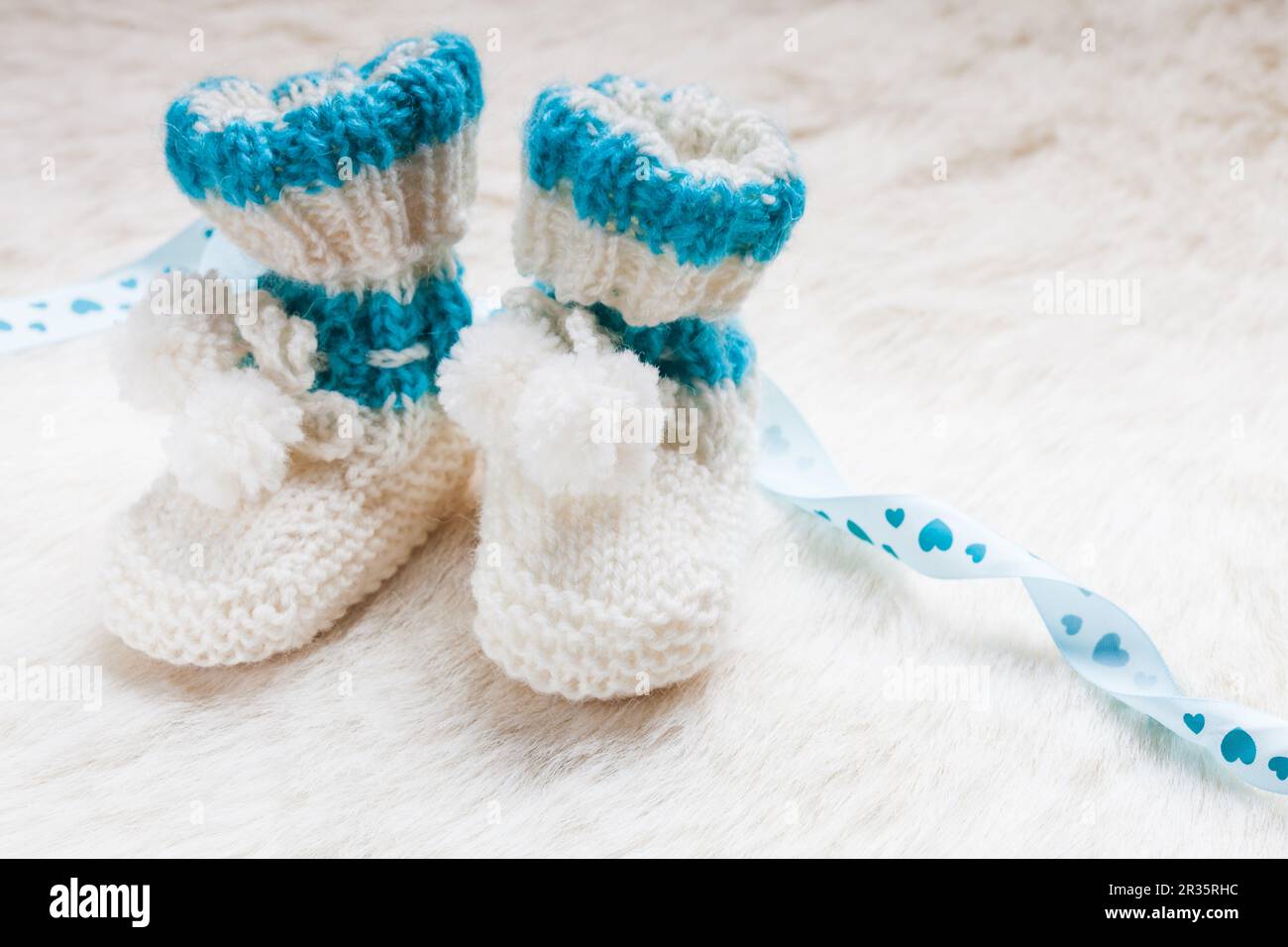 knitted baby booties uk