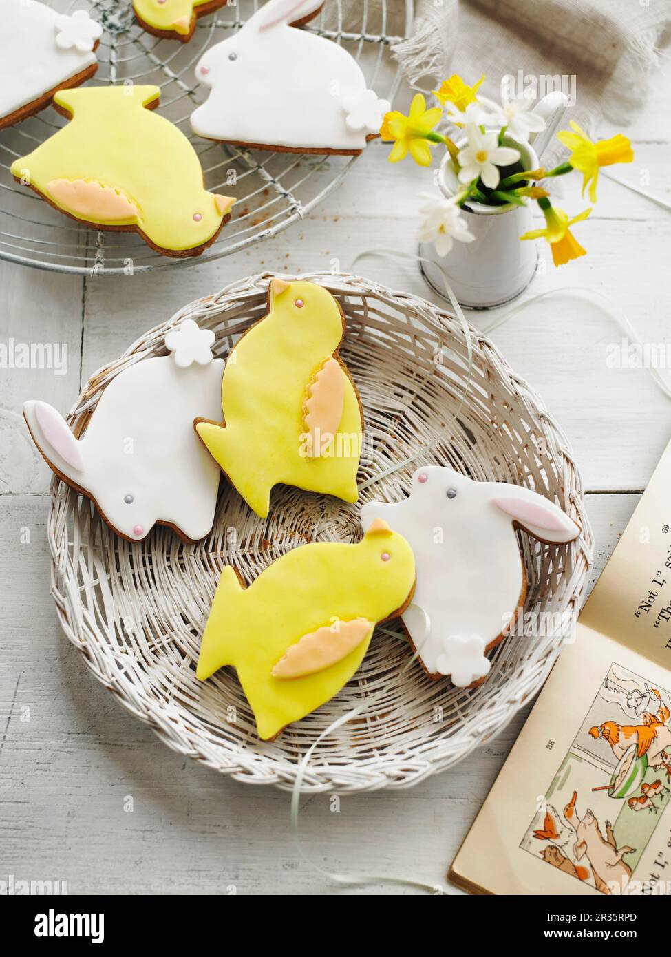 Easter bunny and Easter chick biscuits Stock Photo