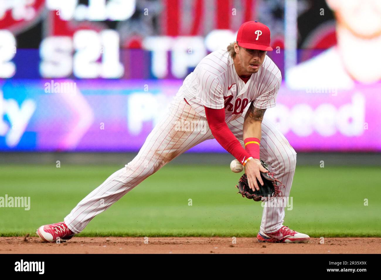 Philadelphia Phillies second baseman Bryson Stott cannot field a