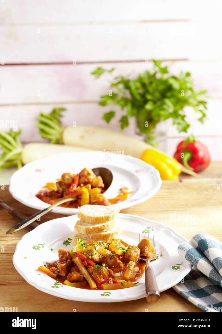 Meat ragout hi-res stock photography and images - Alamy