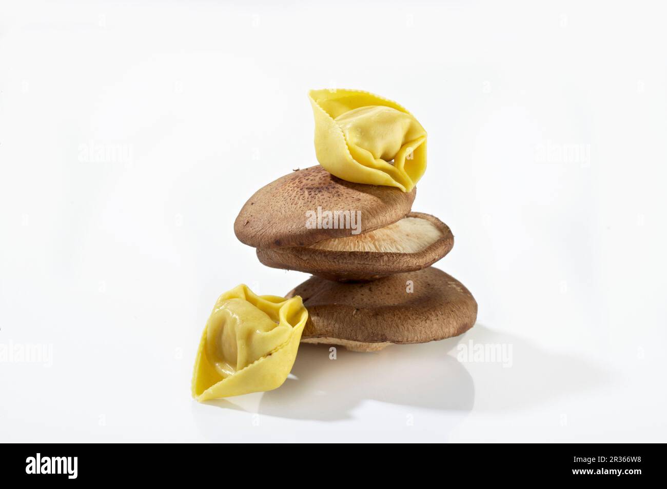 Stack ravioli pasta hi-res stock photography and images - Alamy
