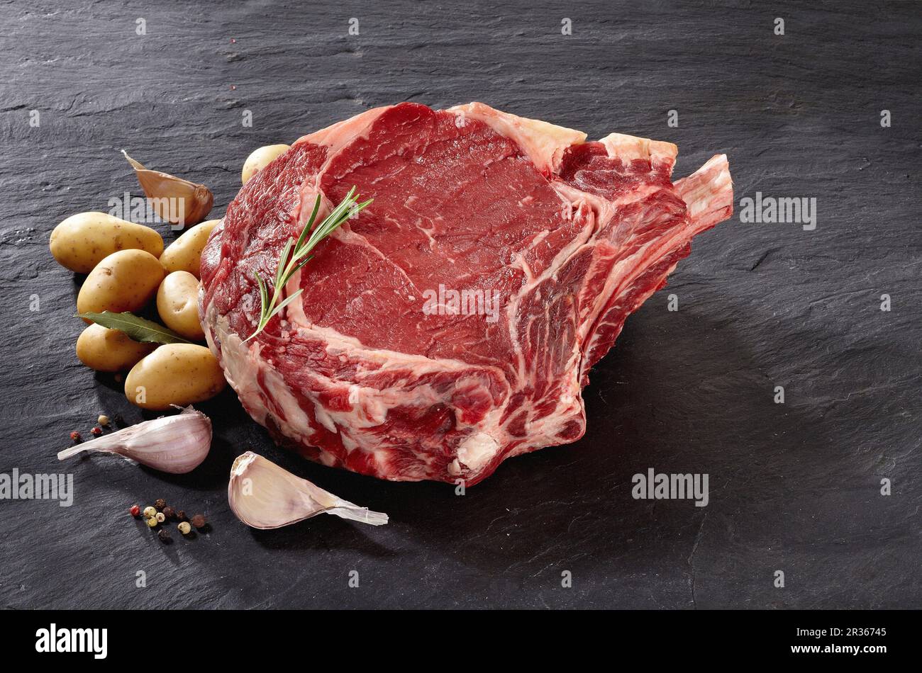 Raw beef ribs hi-res stock photography and images - Alamy
