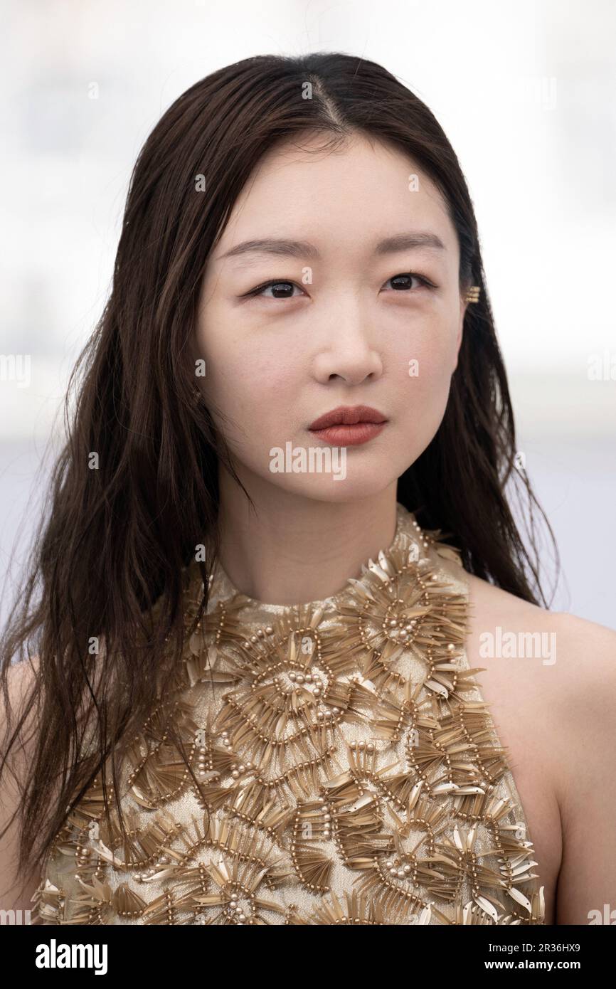 Chinese Actress Zhou Dongyu Wins Best Actress Award 29Th Golden – Stock  Editorial Photo © ChinaImages #414151288