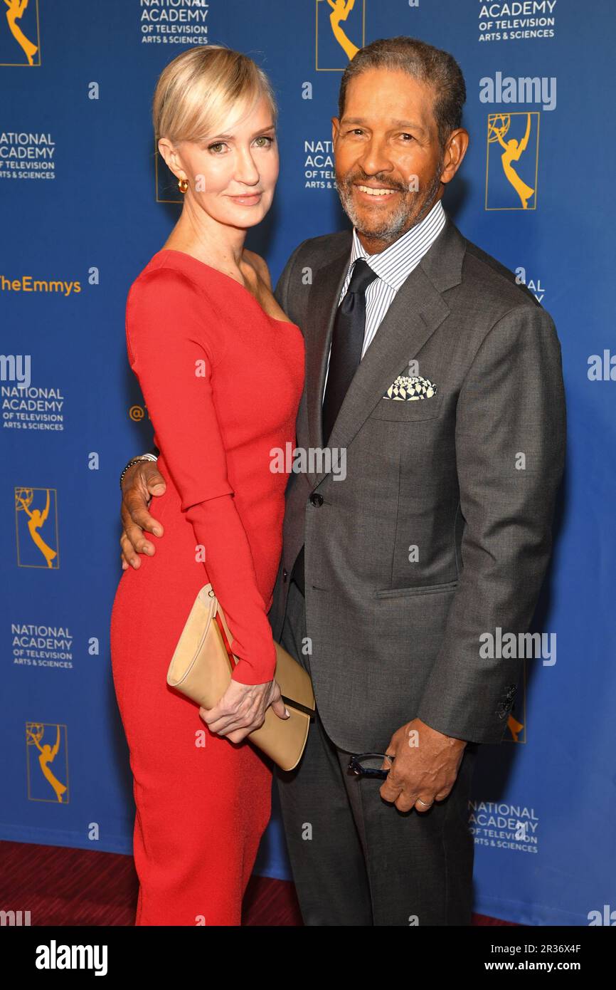 New York, USA. 22nd May, 2023. Hilary Quinlan and Bryant Gumbel walking