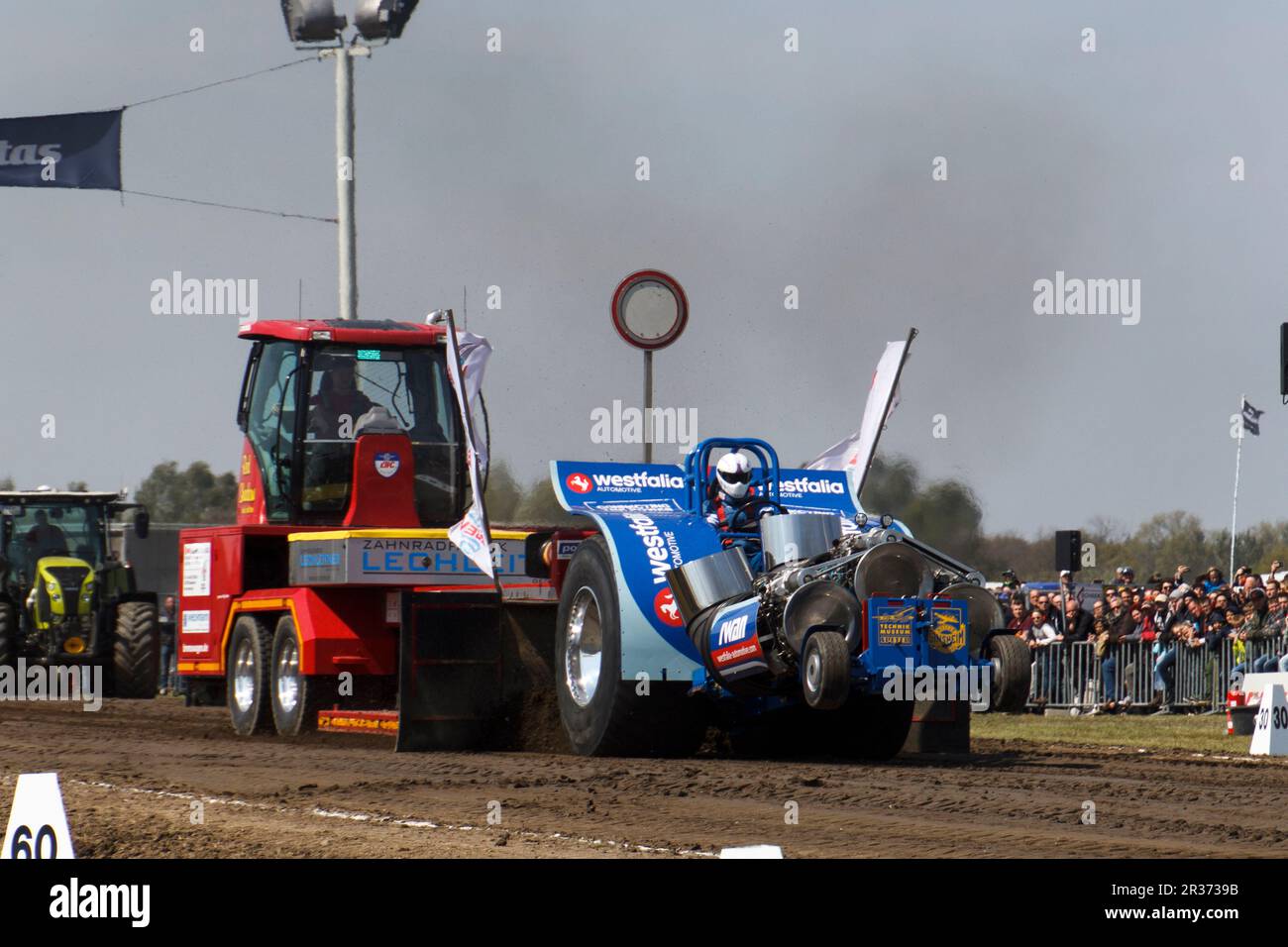 Tractor Pulling FFÃ¼chtorf 2017 Stock Photo