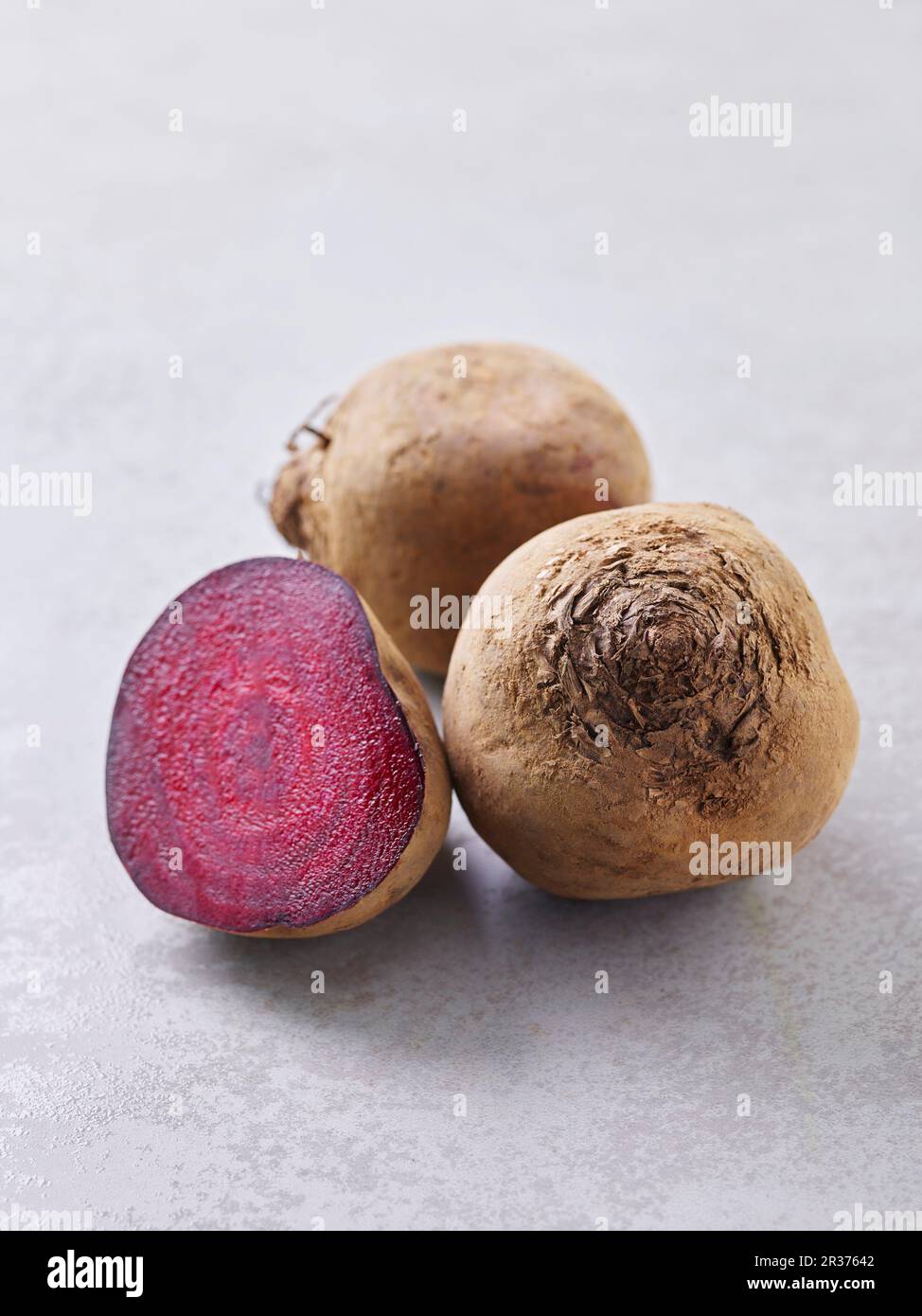 Beetroots, whole and halved Stock Photo - Alamy