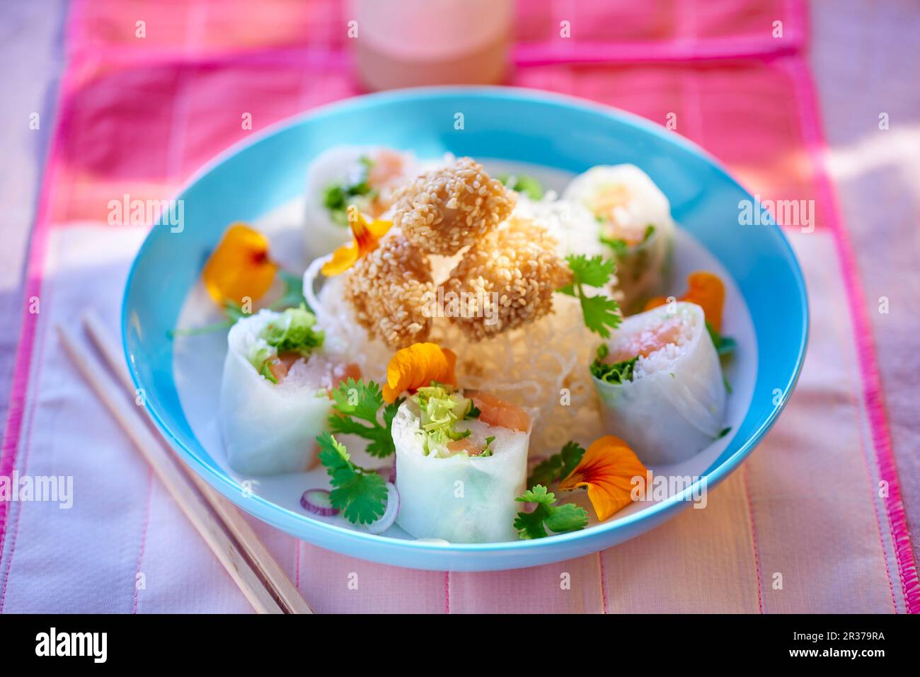 Rice paper rolls with fried rice noodles (Asia Stock Photo - Alamy