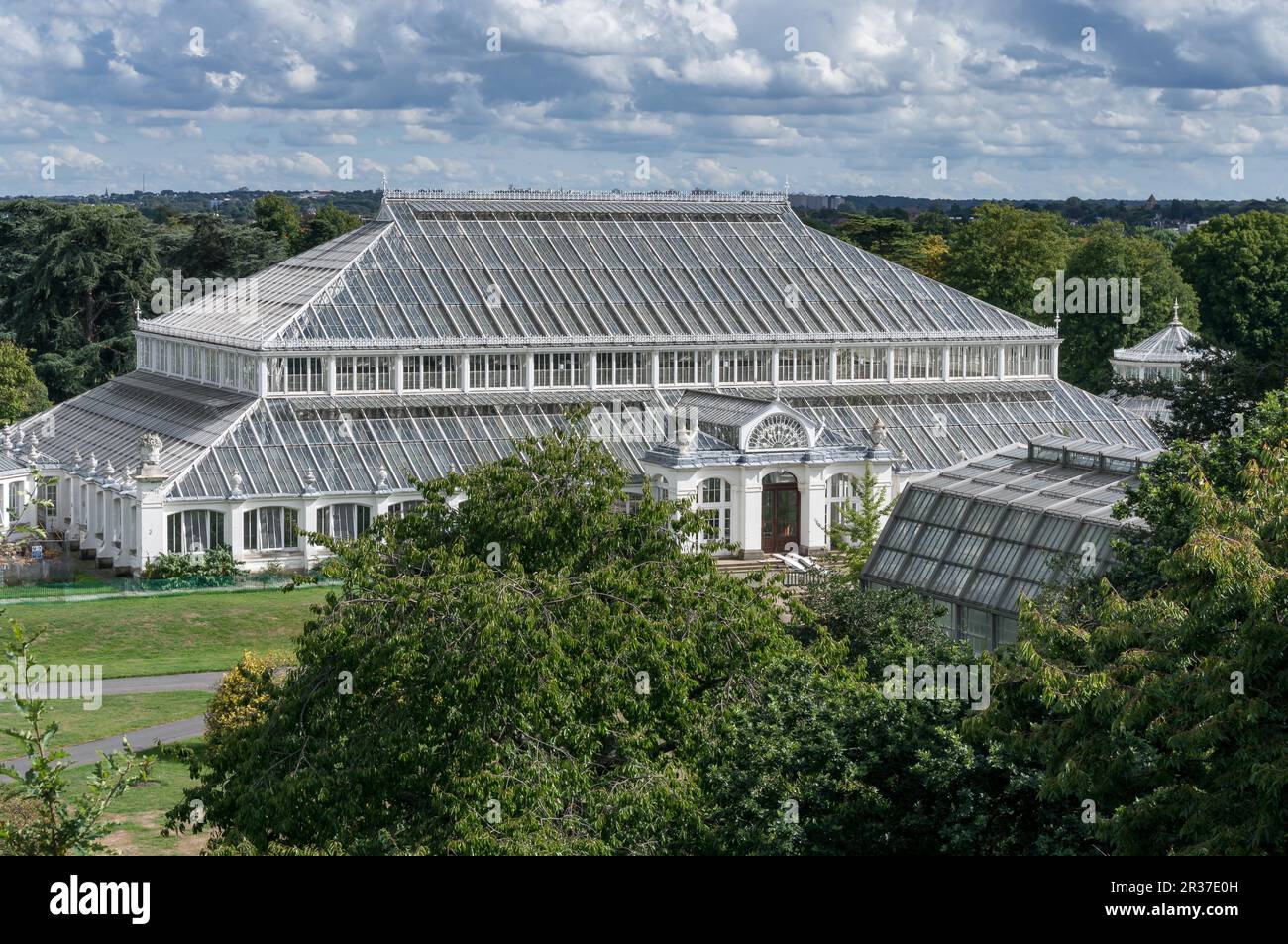 The Temperate House at Kew Gardens Stock Photo