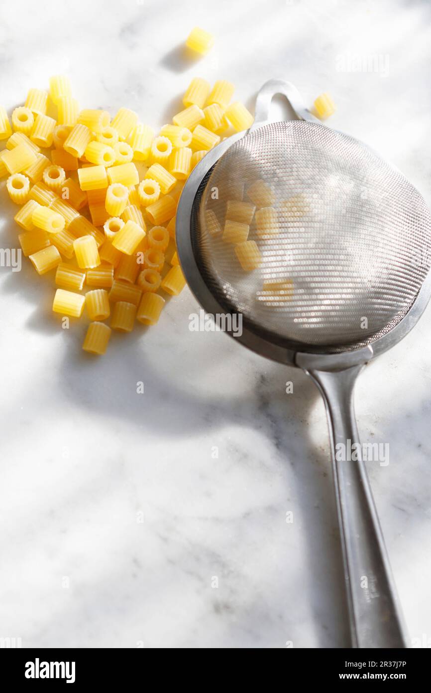 Ditalini type food hi-res stock photography and images - Alamy