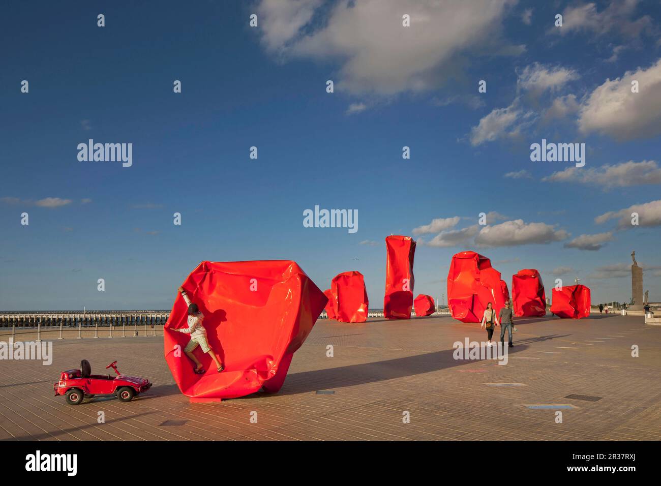Art, Rock Strangers, Arne Quinze, dike, Ostend, Belgium Stock Photo