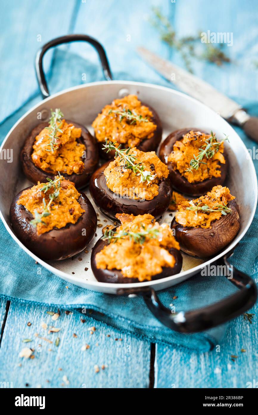 Mushrooms with tofu and walnut hires stock photography and images Alamy