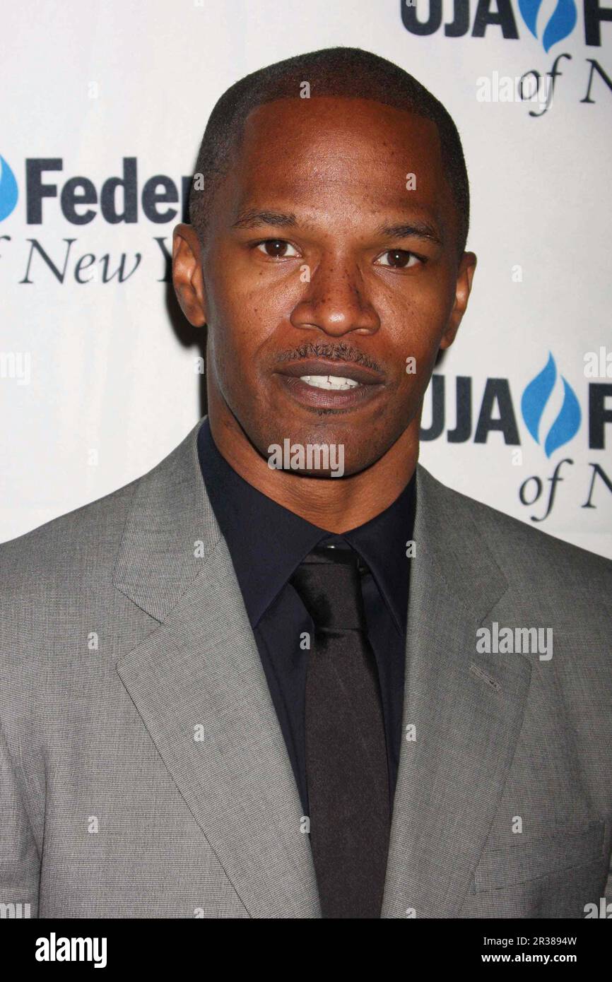 Jamie Foxx attends the UJAFederation's Music Visionary of the Year