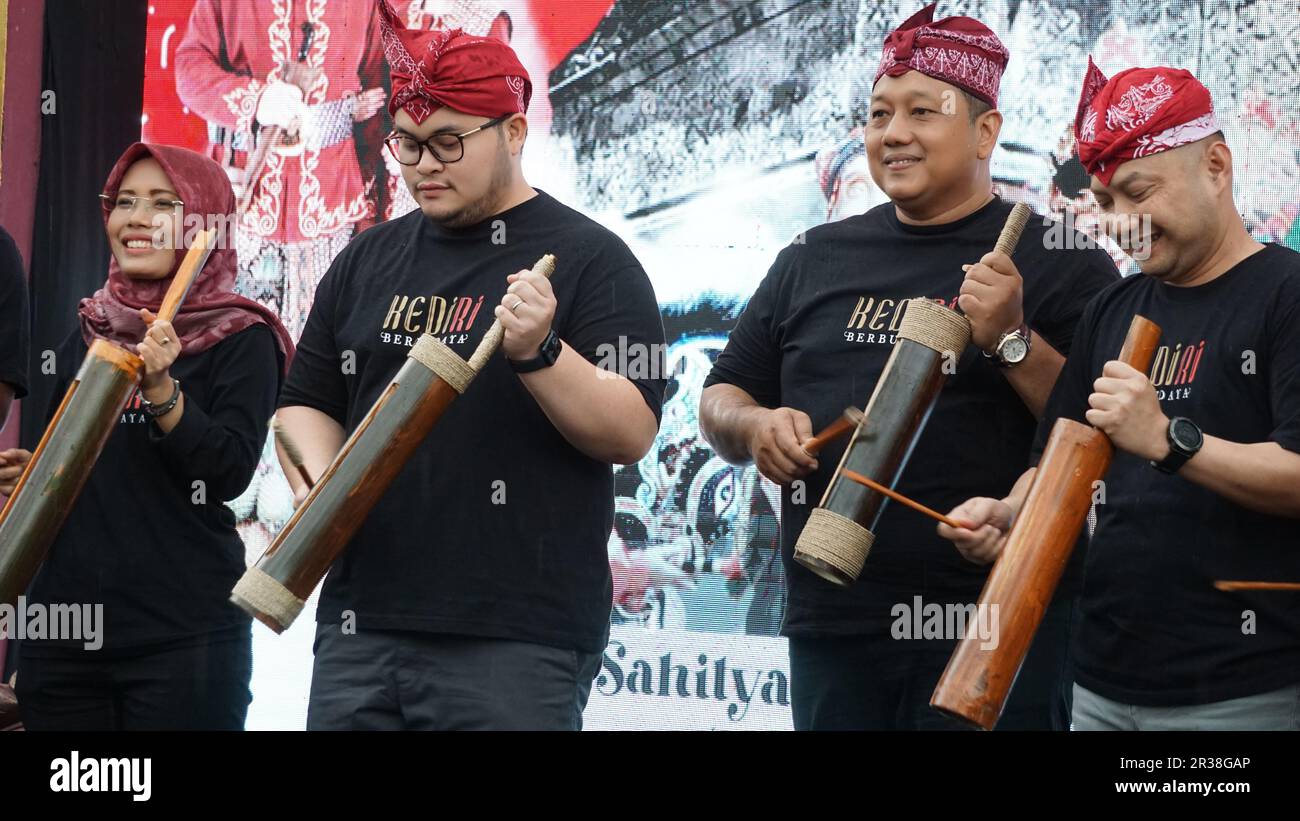 The regent of Kediri Hanindhito Himawan Pramana (Mas Dhito) open launching destination branding by hit kentongan Stock Photo