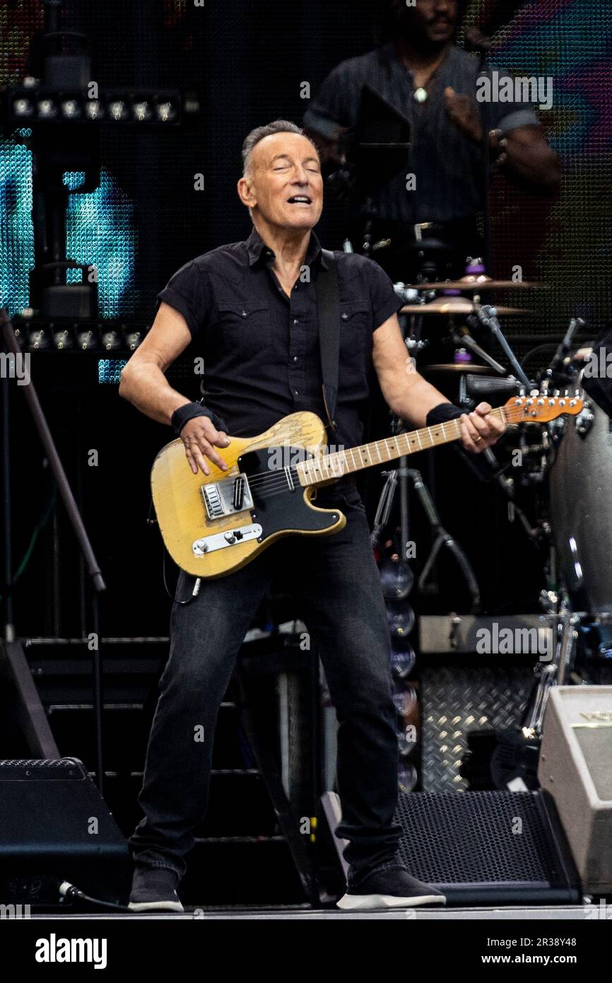 Rome, Italy. 21st May, 2023. ROME, ITALY - MAY 21: Bruce Springsteen And The E Street Band perform at Circo Massimo Rome on May 21, 2023 in Rome, Italy. (Photo by Roberto Finizio/NurPhoto) Credit: NurPhoto SRL/Alamy Live News Stock Photo