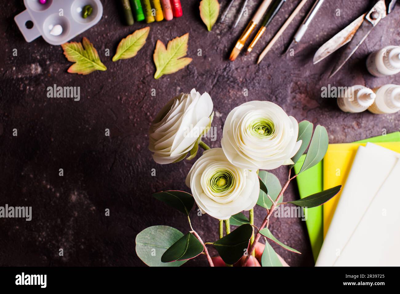 Diy Ranunculus DIY making realistic ranunculus flowers from foam material Stock Photo ...
