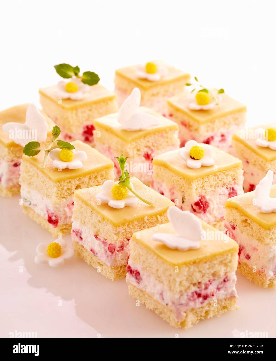 Raspberry petit-fours with mascarpone cream, fondant, marzipan ...