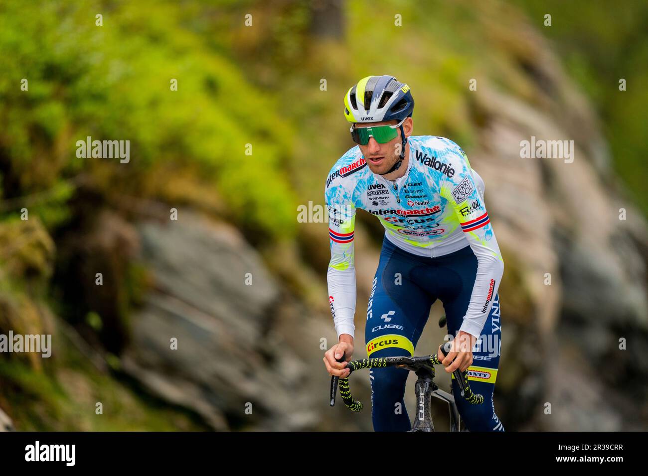 Sandnes 20230522.Sven Erik Bystroem from the cycling team Intermarché-Wanty-Gobert Matériaux cycles up Fjogstadveien in Sandnes. Photo: Fredrik Varfjell / NTB Stock Photo