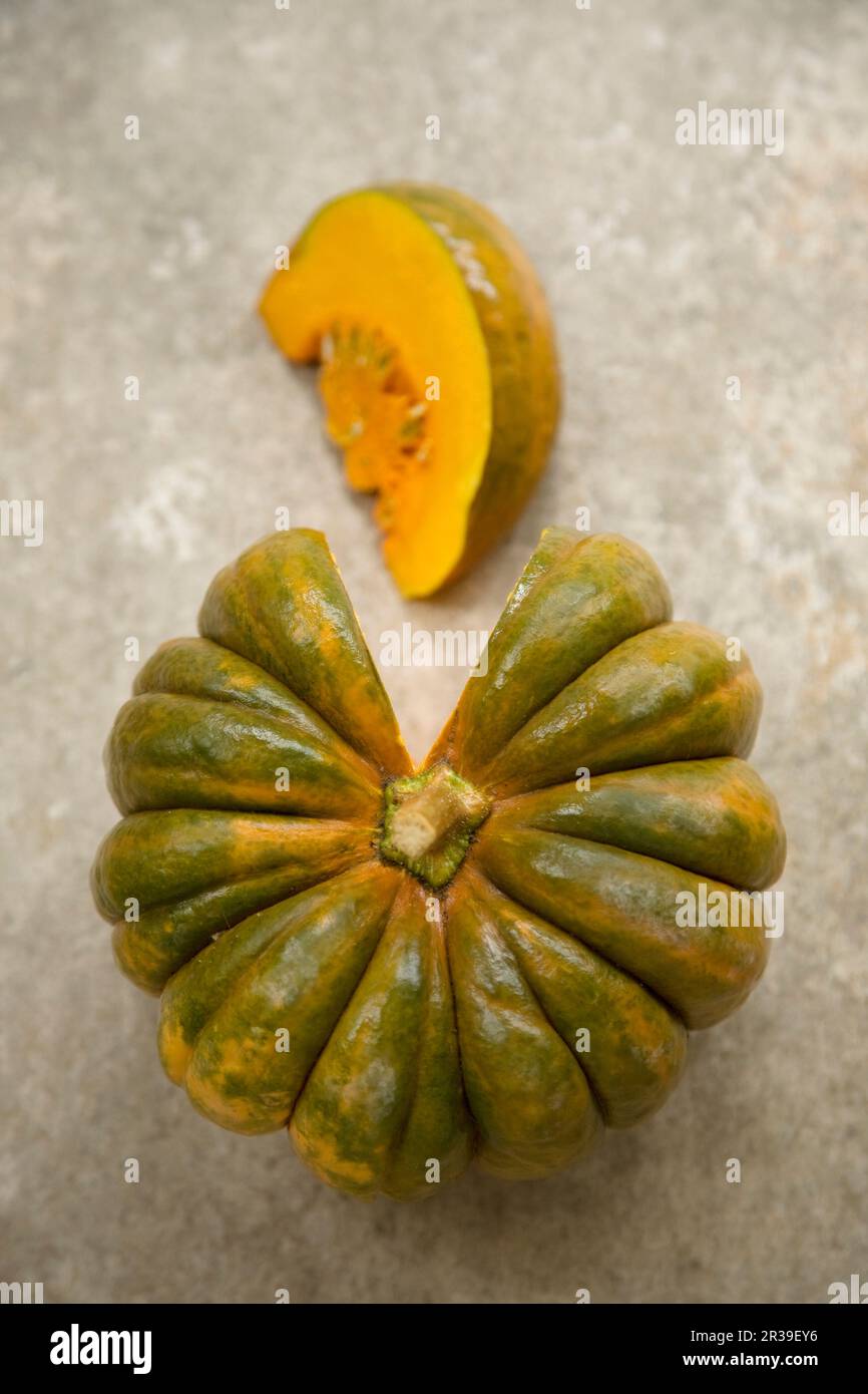 Green and yellow pumpkin Stock Photo - Alamy