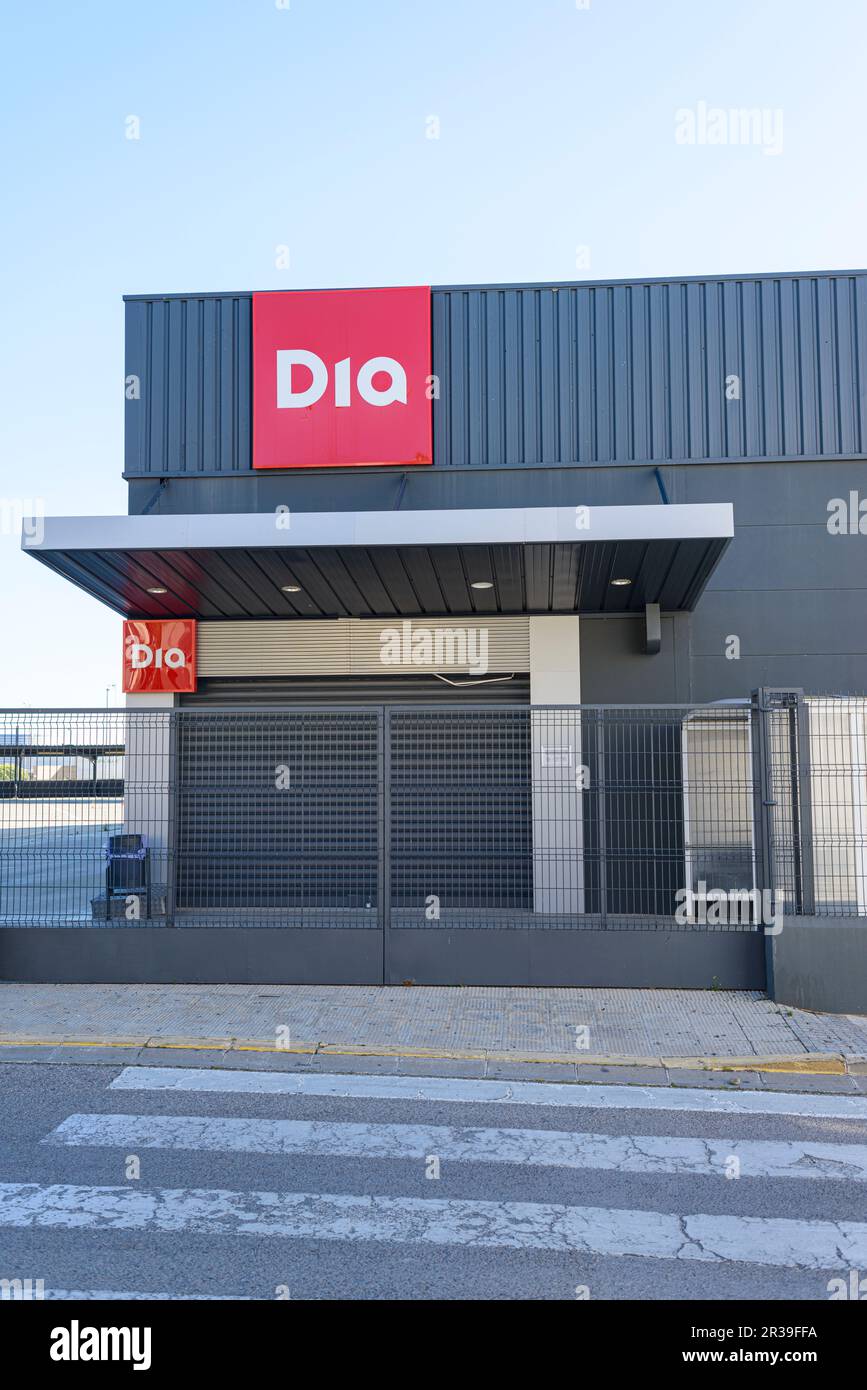 Arahal. Seville. Spain. March 19, 2023. A supermarket of the Dia chain closed. Some major supermarket chains are raising the prices of products in an Stock Photo