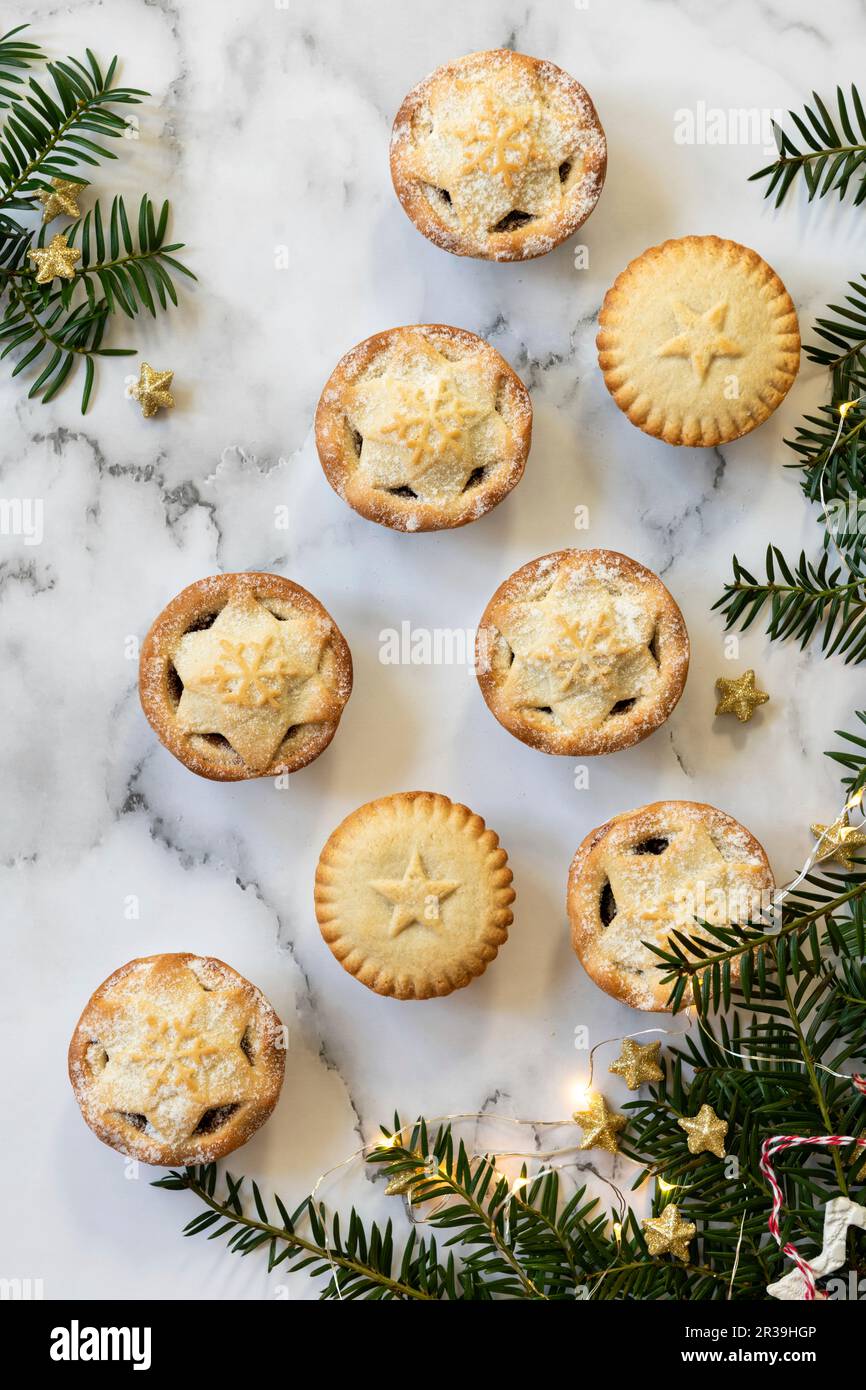 Plan view of mince pies hi-res stock photography and images - Alamy
