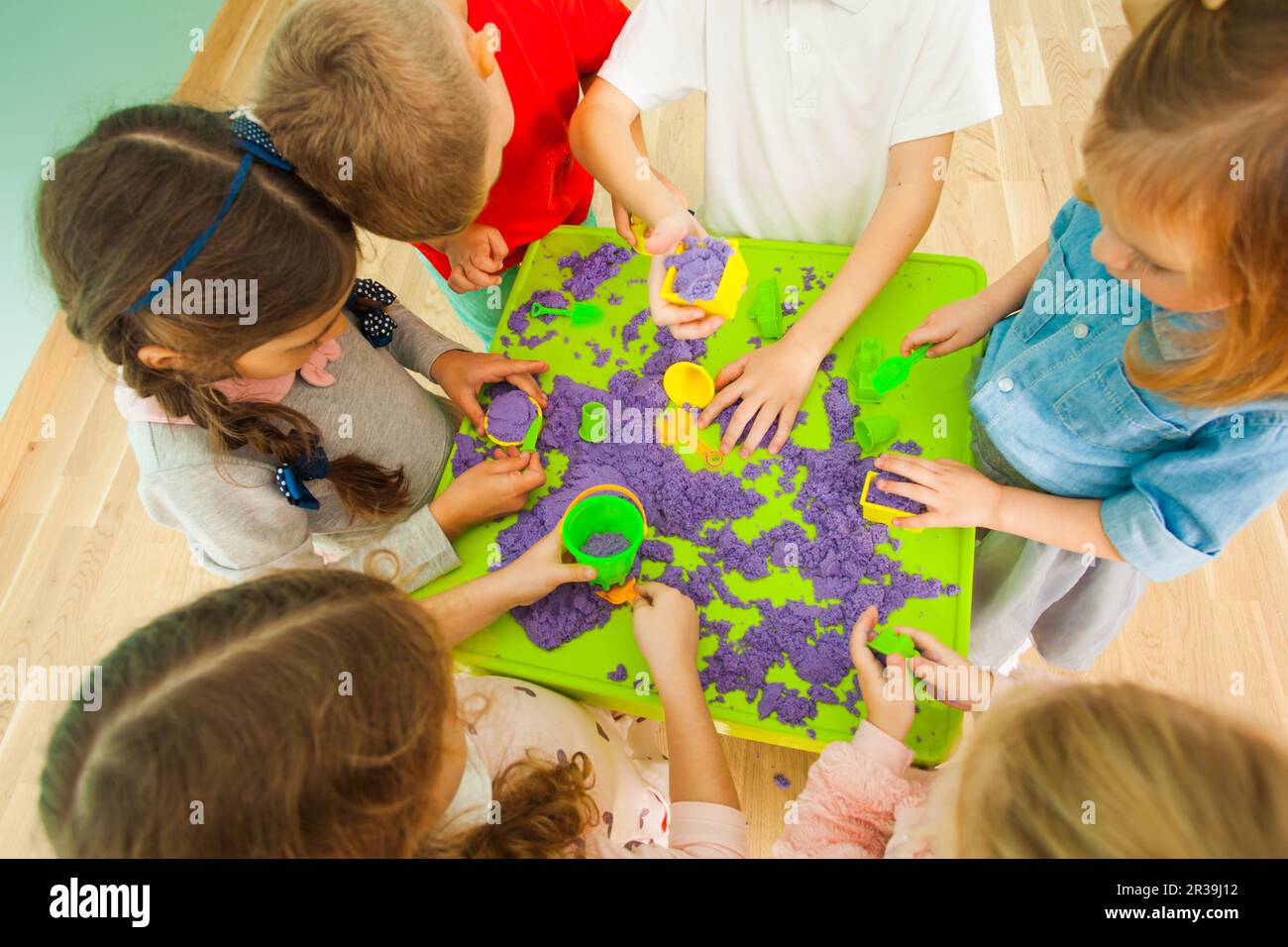 Sand castle top view hi-res stock photography and images - Alamy